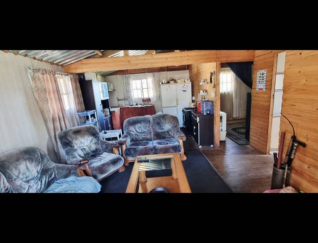 2 BEDROOM FREESTANDING FOR SALE IN UMTENTWENI